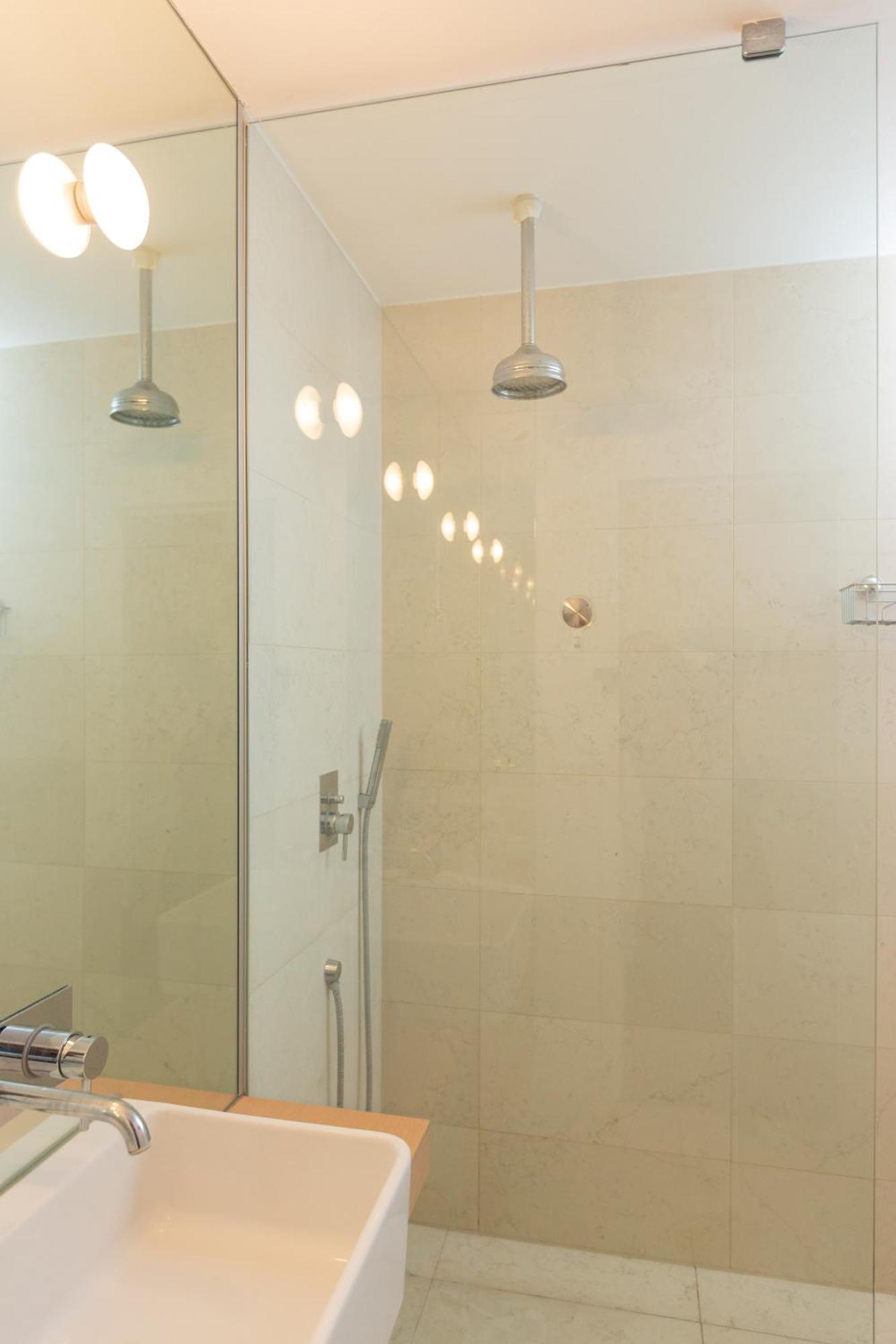 Ferienwohnung White And Brown Exclusive Loft With Terrace - Free Parking - M2 Station Mailand Exterior foto